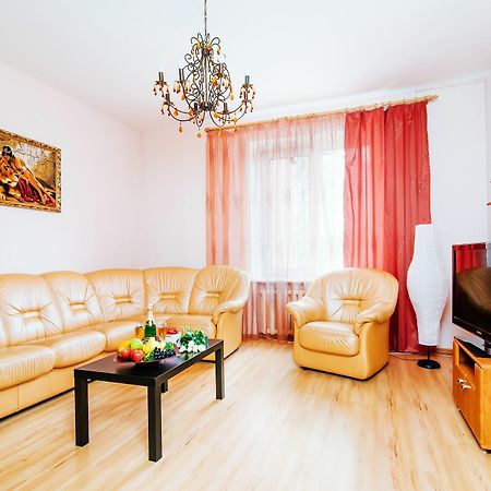 Guest House On Victory Square Minsk Exteriör bild